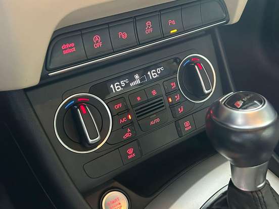AUDI-Q3-1.4 TFSI AMBIENTE FLEX 4P S TRONIC AUDI-Q3-2018