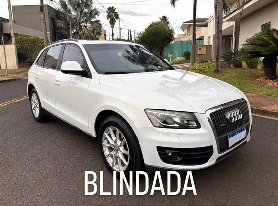 AUDI Q5 2.0 TFSI AMBIENTE 16V 211CV GASOLINA 4P AUTOMÁTICO