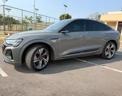 AUDI Q8 E-TRON 55 ELÉTRICO SPORTBACK LAUNCH EDITION QUATTRO AUDI Q8 E-TRON 55 ELÉTRICO SPORTBACK LAUNCH EDITION QUATTRO
