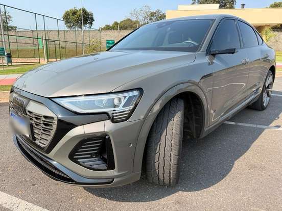 AUDI-Q8 E-TRON-2023