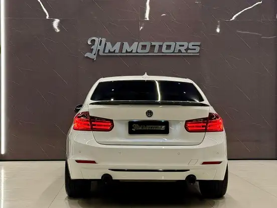 BMW-335i-3.0 SPORT SEDAN 24V GASOLINA 4P AUTOMÁTICO BMW-335i-2012