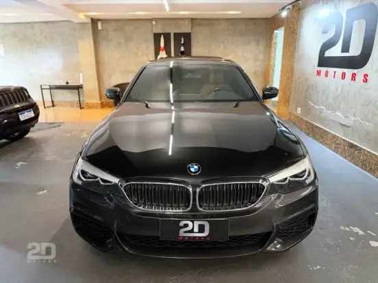 BMW-530i-2.0 16V TURBO GASOLINA M SPORT AUTOMÁTICO BMW-530i-2018