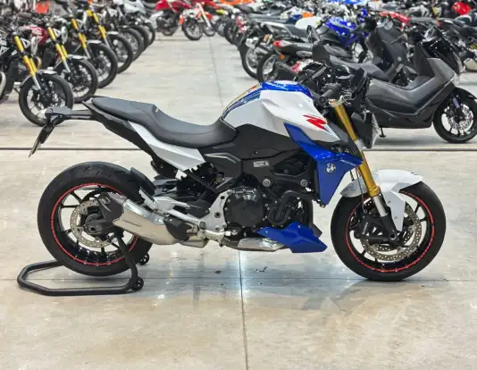 BMW-F 900 R SPORT PLUS-2023