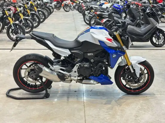 BMW-F 900 R SPORT PLUS BMW-F 900 R SPORT PLUS-2023