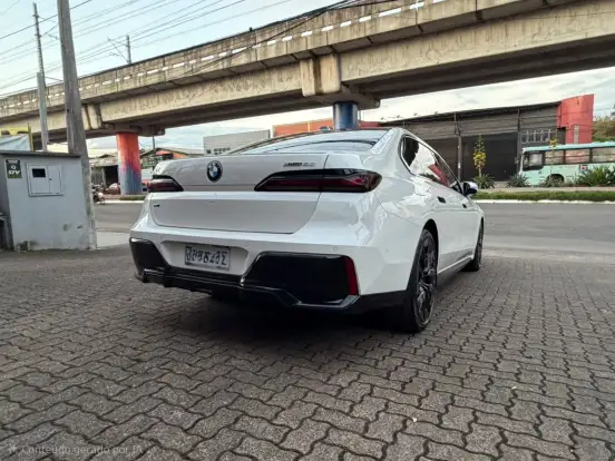 BMW-i7-ELÉTRICO XDRIVE60 M SPORT BMW-i7-2023