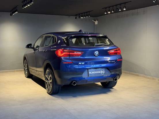 BMW-X2-2.0 16V TURBO ACTIVEFLEX SDRIVE20I GP STEPTRONIC BMW-X2-2018