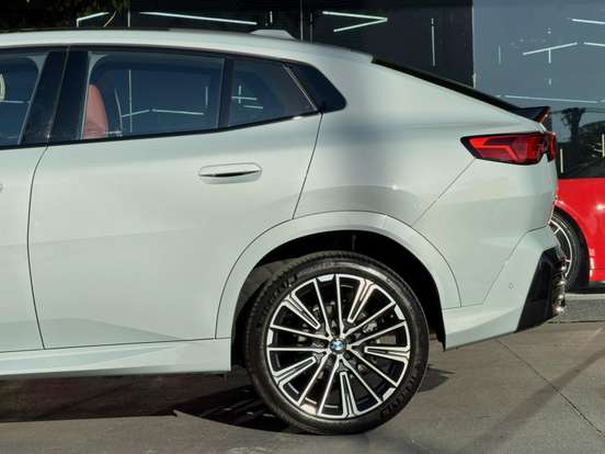 BMW-X2-2.0 TURBO GASOLINA XDRIVE20I M SPORT STEPTRONIC BMW-X2-2025