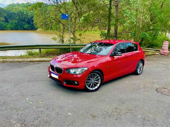 BMW-120i-2016