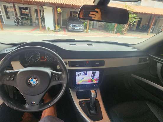 BMW-318i-2.0 SEDAN 16V GASOLINA 4P AUTOMÁTICO BMW-318i-2011