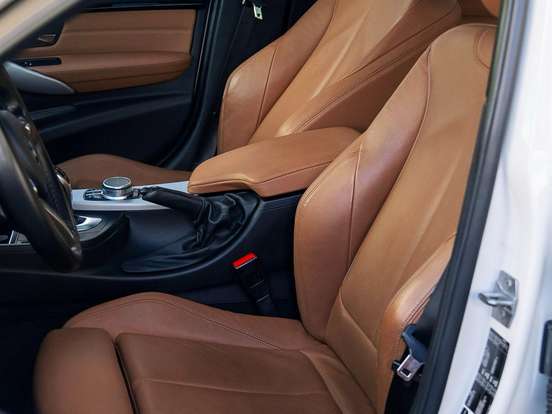 BMW-328i-2.0 M SPORT 16V ACTIVEFLEX 4P AUTOMÁTICO BMW-328i-2017