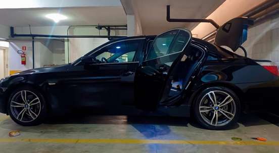 BMW-530i-2005