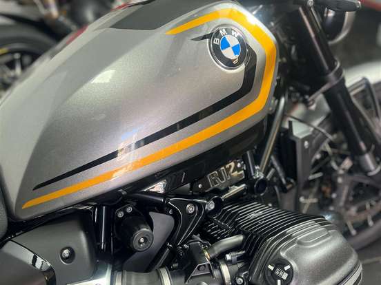 BMW-R 12 CRUISER BMW-R 12 CRUISER-2025