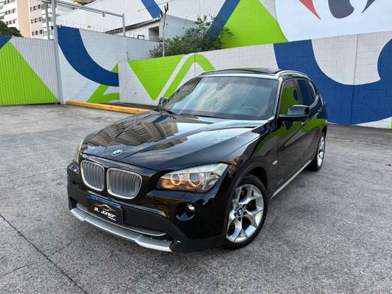 BMW-X1-3.0 28I 4X2 24V GASOLINA 4P AUTOMÁTICO BMW-X1-2011