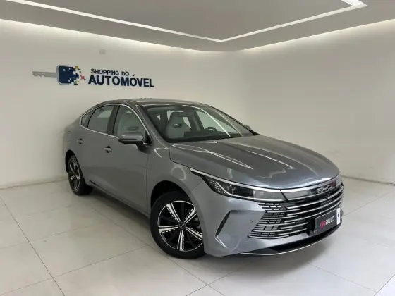 BYD KING 1.5 DM-I PHEV GS AUTOMÁTICO BYD KING 1.5 DM-I PHEV GS AUTOMÁTICO
