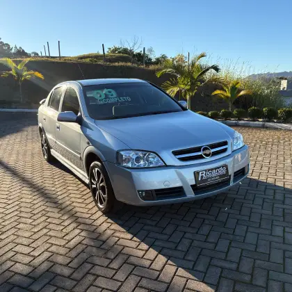 CHEVROLET ASTRA 2.0 MPFI ADVANTAGE 8V FLEX 4P MANUAL CHEVROLET ASTRA 2.0 MPFI ADVANTAGE 8V FLEX 4P MANUAL