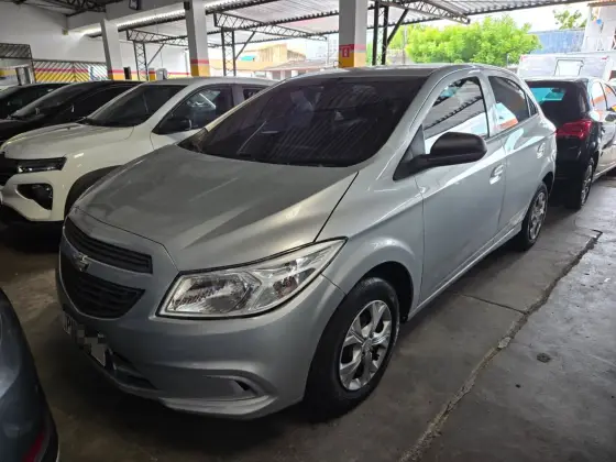 CHEVROLET ONIX 1.0 MPFI LS 8V FLEX 4P MANUAL CHEVROLET ONIX 1.0 MPFI LS 8V FLEX 4P MANUAL