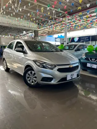 CHEVROLET ONIX 1.0 MPFI LT 8V FLEX 4P MANUAL CHEVROLET ONIX 1.0 MPFI LT 8V FLEX 4P MANUAL