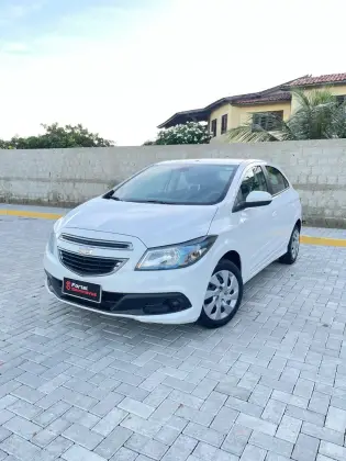 CHEVROLET ONIX 1.4 MPFI LT 8V FLEX 4P MANUAL CHEVROLET ONIX 1.4 MPFI LT 8V FLEX 4P MANUAL