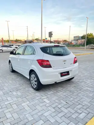 CHEVROLET-ONIX-1.4 MPFI LT 8V FLEX 4P MANUAL CHEVROLET-ONIX-2016