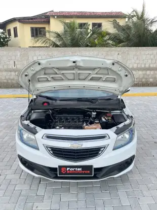 CHEVROLET-ONIX-1.4 MPFI LT 8V FLEX 4P MANUAL CHEVROLET-ONIX-2016