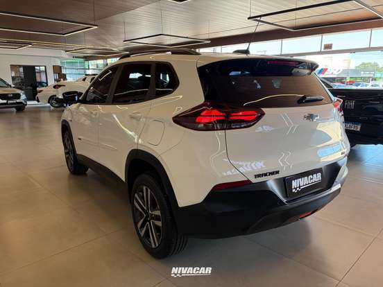 CHEVROLET-TRACKER-2024