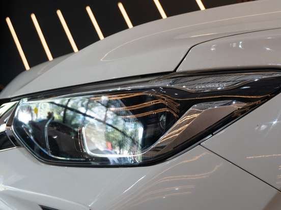 CHEVROLET-TRACKER-2023