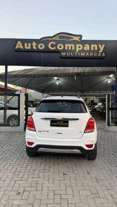 CHEVROLET-TRACKER-2017