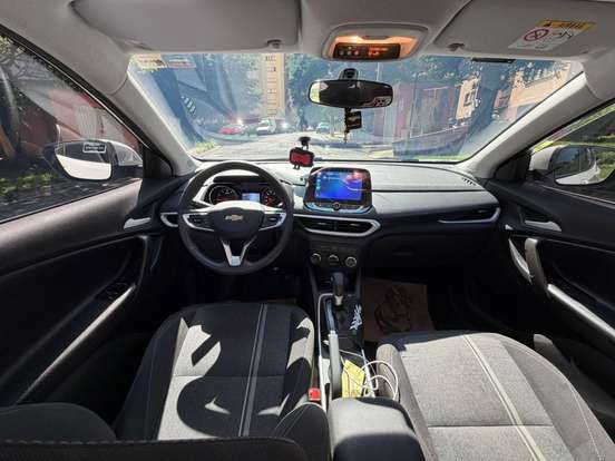 CHEVROLET-TRACKER-2024