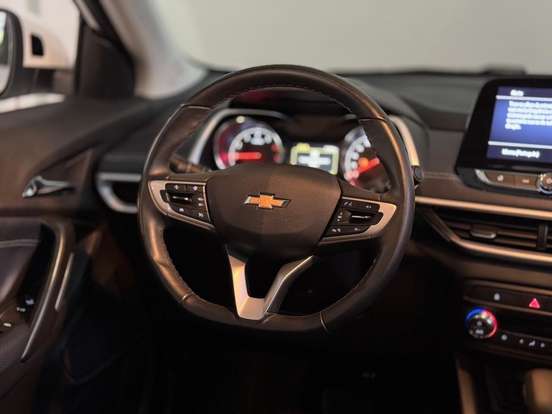 CHEVROLET-TRACKER-2025