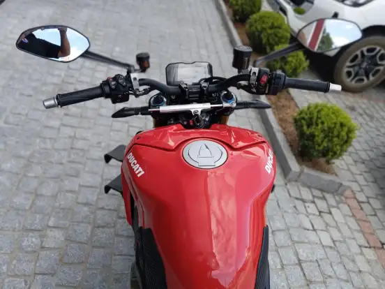 DUCATI-STREETFIGHTER V4 S DUCATI-STREETFIGHTER V4 S-2022