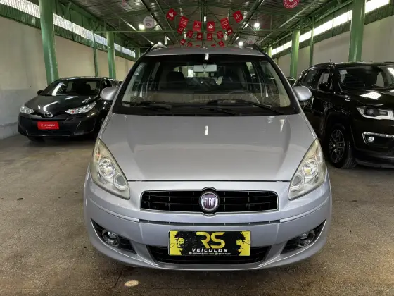 FIAT IDEA 1.4 MPI ATTRACTIVE 8V FLEX 4P MANUAL FIAT IDEA 1.4 MPI ATTRACTIVE 8V FLEX 4P MANUAL