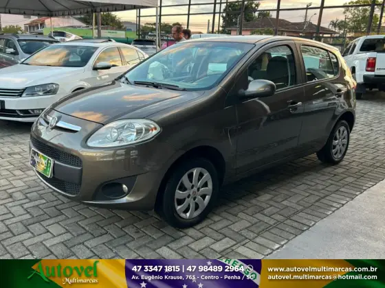 FIAT PALIO 1.4 MPI ATTRACTIVE 8V FLEX 4P MANUAL FIAT PALIO 1.4 MPI ATTRACTIVE 8V FLEX 4P MANUAL