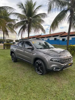 FIAT TORO 1.8 16V EVO FLEX FREEDOM AT6 FIAT TORO 1.8 16V EVO FLEX FREEDOM AT6