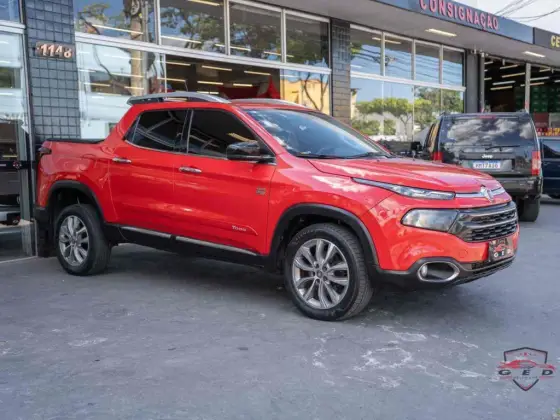 FIAT TORO 2.0 16V TURBO DIESEL VOLCANO 4WD AT9 FIAT TORO 2.0 16V TURBO DIESEL VOLCANO 4WD AT9