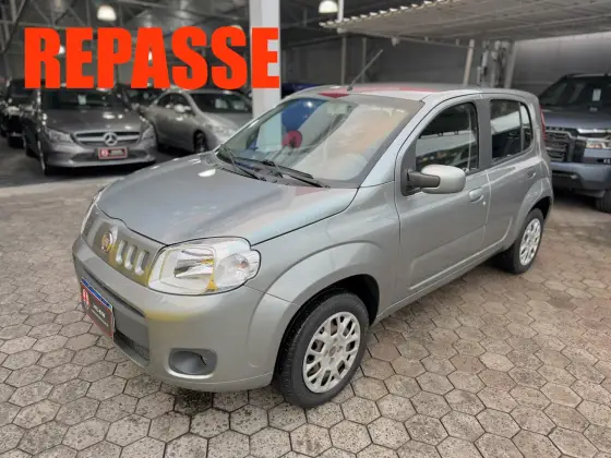 FIAT UNO 1.0 EVO VIVACE 8V FLEX 4P MANUAL FIAT UNO 1.0 EVO VIVACE 8V FLEX 4P MANUAL