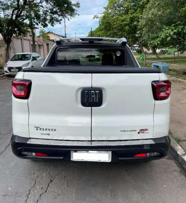 FIAT-TORO-2017