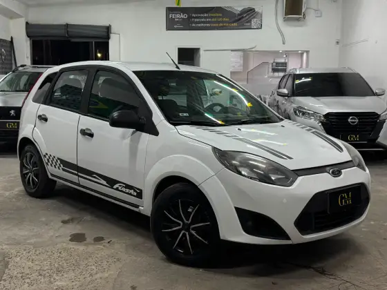 FORD FIESTA 1.0 ROCAM 8V FLEX 4P MANUAL FORD FIESTA 1.0 ROCAM 8V FLEX 4P MANUAL