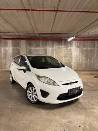 FORD FIESTA 1.6 SE HATCH 16V FLEX 4P MANUAL FORD FIESTA 1.6 SE HATCH 16V FLEX 4P MANUAL