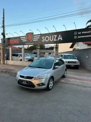 FORD FOCUS 1.6 GLX 16V FLEX 4P MANUAL