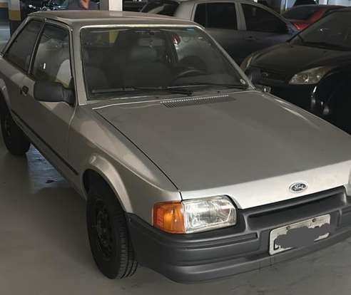 FORD-ESCORT-1989