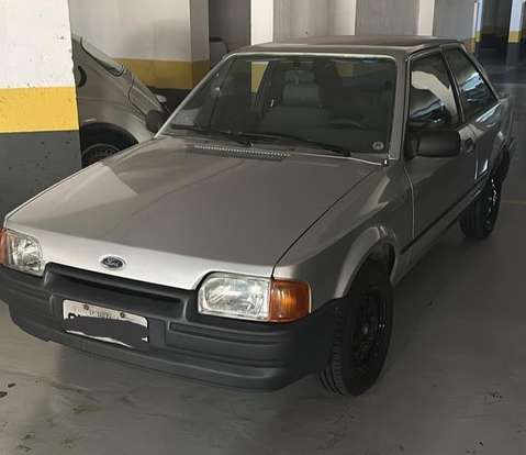 FORD-ESCORT-1989