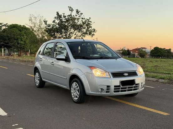 FORD-FIESTA-2009
