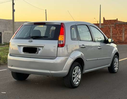 FORD-FIESTA-2009