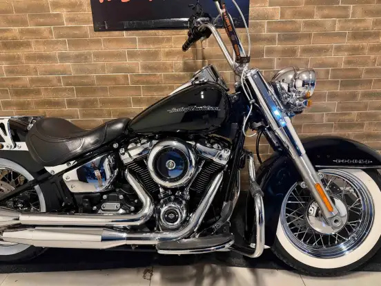 HARLEY-DAVIDSON-SOFTAIL DELUXE-2019