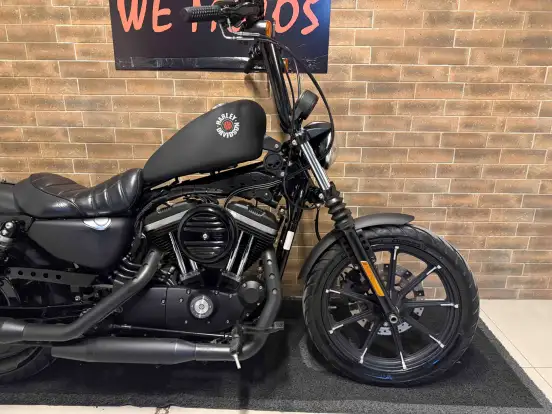HARLEY-DAVIDSON-SPORTSTER IRON 883-2019