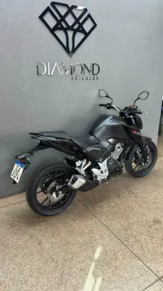 HONDA CB 300F TWISTER CBS HONDA CB 300F TWISTER CBS