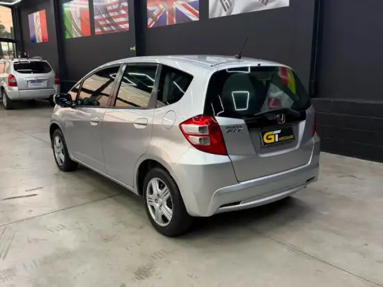 HONDA-FIT-1.4 DX 16V FLEX 4P MANUAL HONDA-FIT-2013