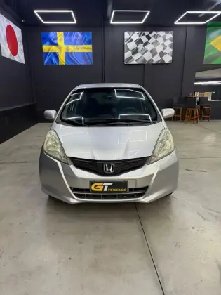 HONDA FIT 1.4 DX 16V FLEX 4P MANUAL HONDA FIT 1.4 DX 16V FLEX 4P MANUAL