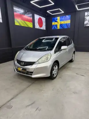 HONDA-FIT-2013