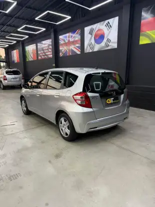 HONDA-FIT-2013